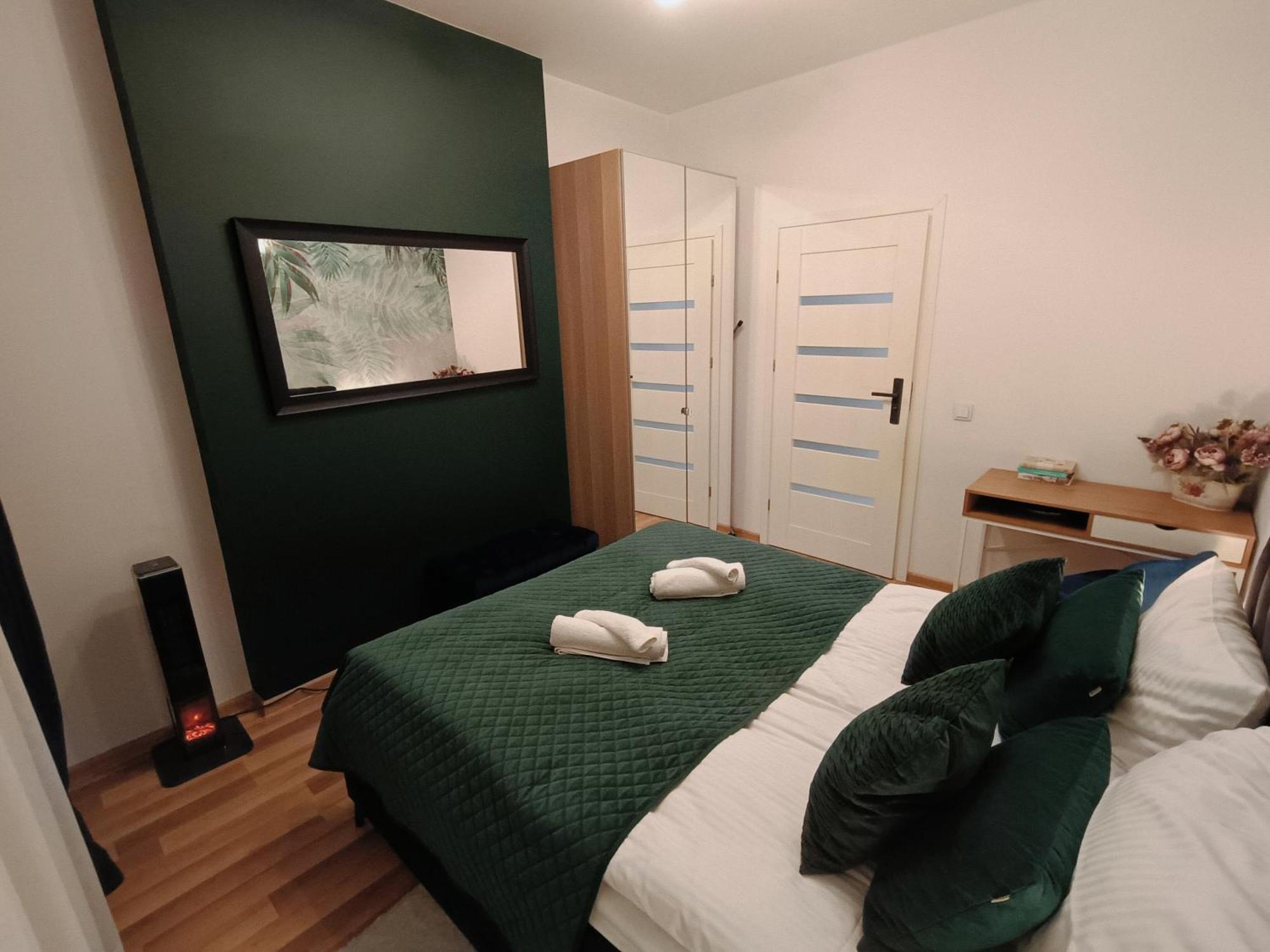 Seventh House — Photos 2